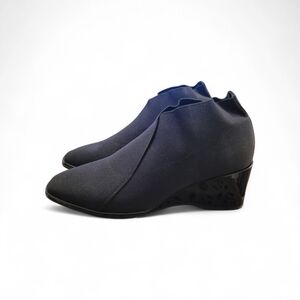 AEROSOLES ANINI Black Wedge Shoes
